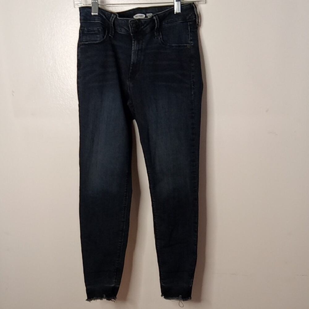 Old Navy Women's Size 4 Rockstar Super Skinny Ankle Frayed Hen Blue Jeans.Casual